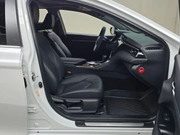 2018 Toyota Camry с пробегом 34 717 км