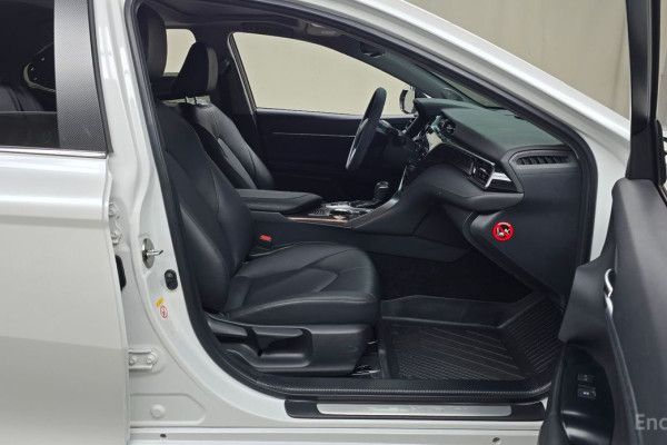 2018 Toyota Camry с пробегом 34 717 км