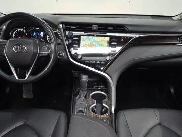 2018 Toyota Camry с пробегом 54 626 км