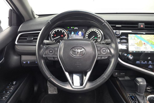 2018 Toyota Camry с пробегом 54 626 км