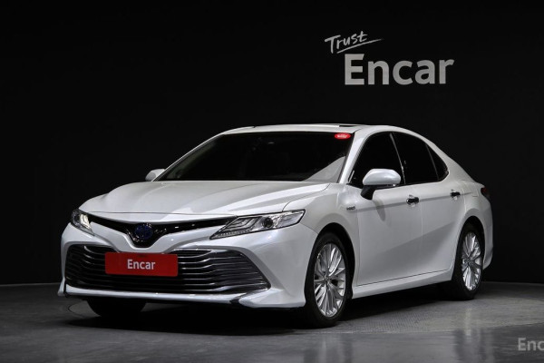 2018 Toyota Camry с пробегом 48 636 км