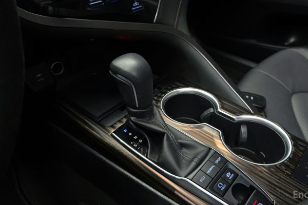 2018 Toyota Camry с пробегом 48 636 км