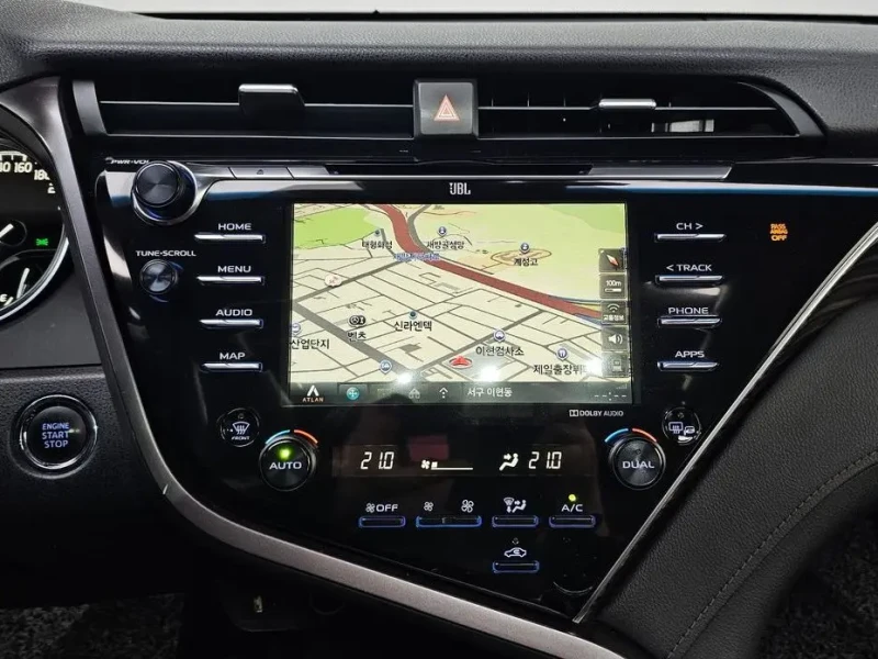 2017 Toyota Camry с пробегом 74 877 км