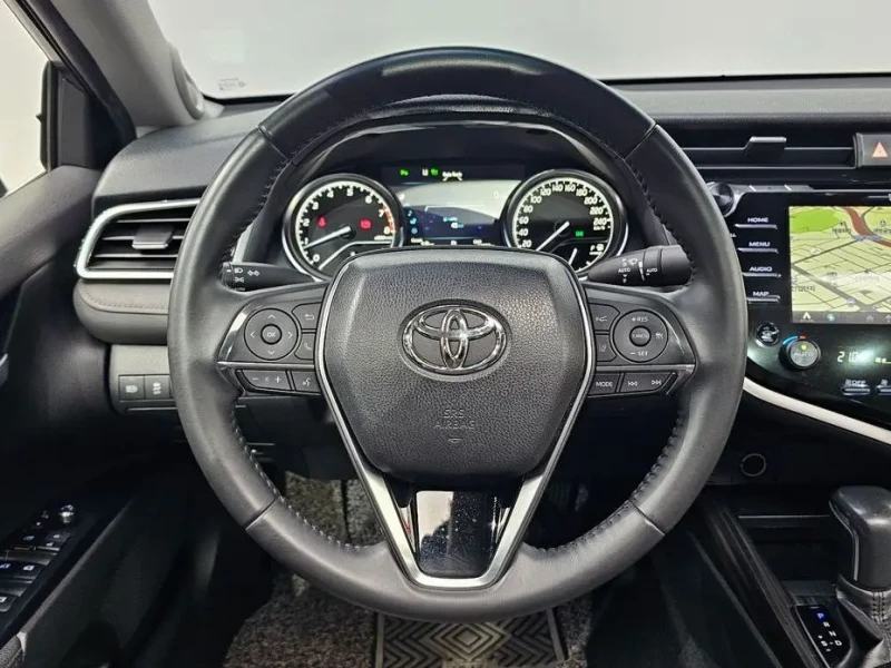 2017 Toyota Camry с пробегом 74 877 км