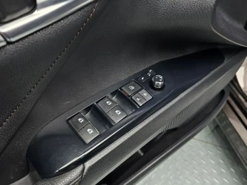 2017 Toyota Camry с пробегом 74 877 км