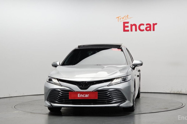 2018 Toyota Camry с пробегом 52 378 км