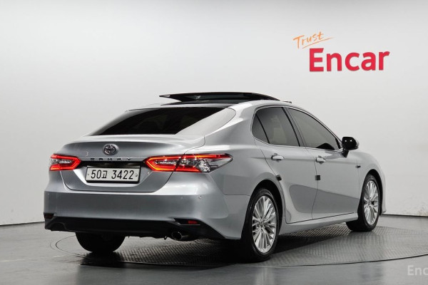 2018 Toyota Camry с пробегом 52 378 км