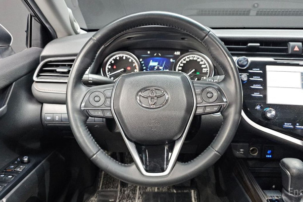 2018 Toyota Camry с пробегом 52 378 км