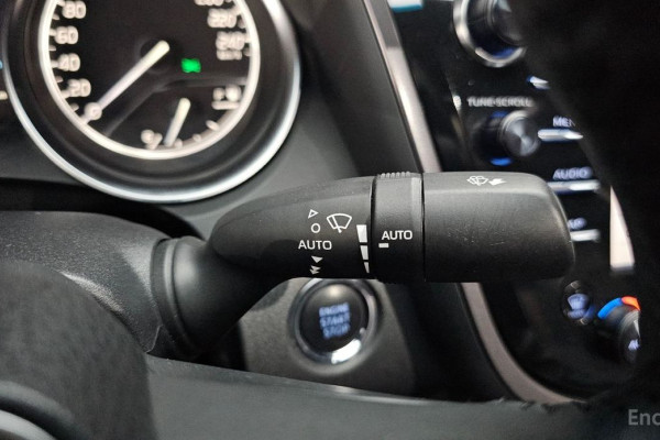 2018 Toyota Camry с пробегом 52 378 км