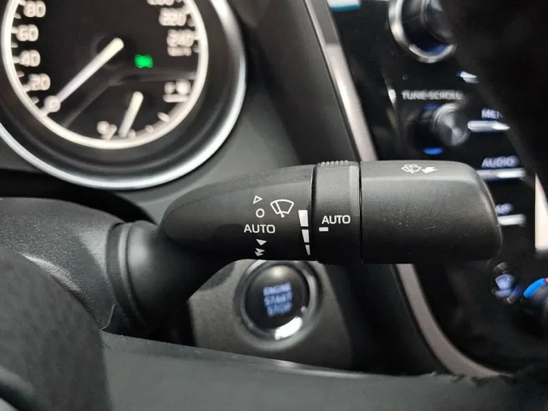 2018 Toyota Camry с пробегом 52 378 км
