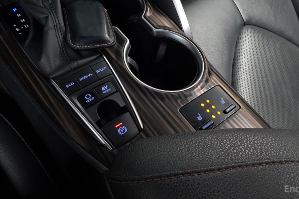 2018 Toyota Camry с пробегом 94 182 км