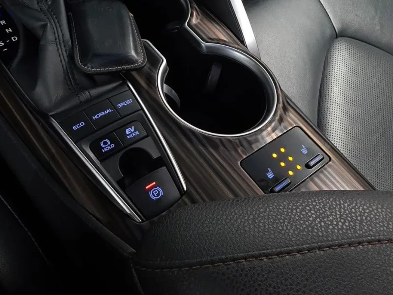 2018 Toyota Camry с пробегом 94 182 км