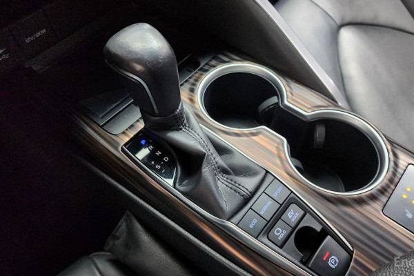 2018 Toyota Camry с пробегом 114 782 км