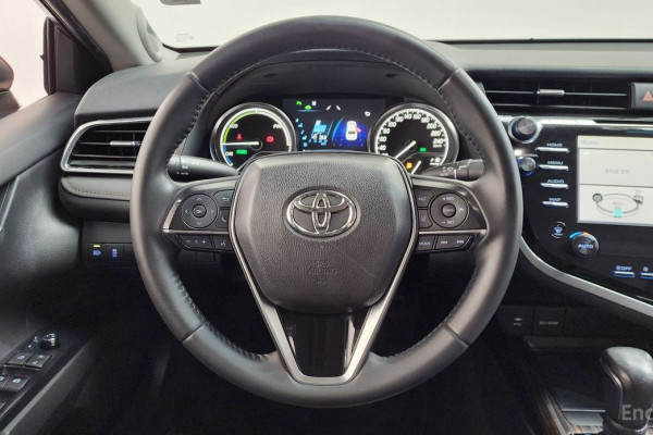 2018 Toyota Camry с пробегом 114 782 км