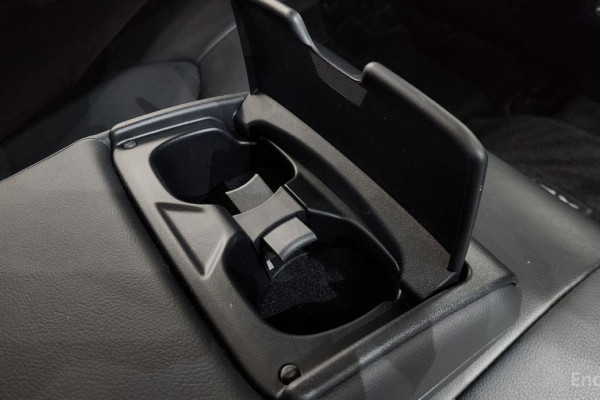 2018 Toyota Camry с пробегом 114 782 км