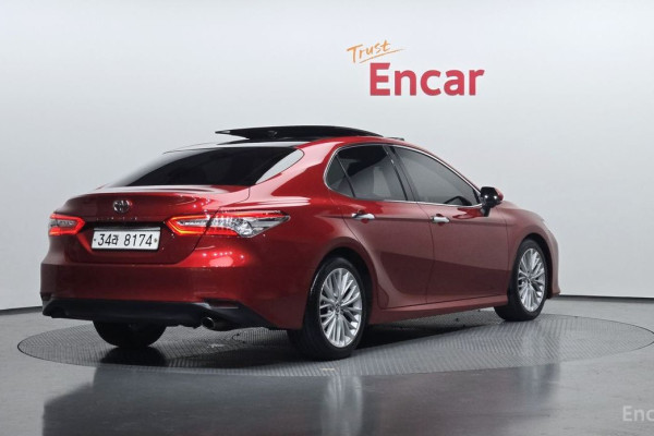 2017 Toyota Camry с пробегом 39 482 км