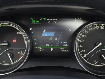 2019 Toyota Camry с пробегом 124 067 км