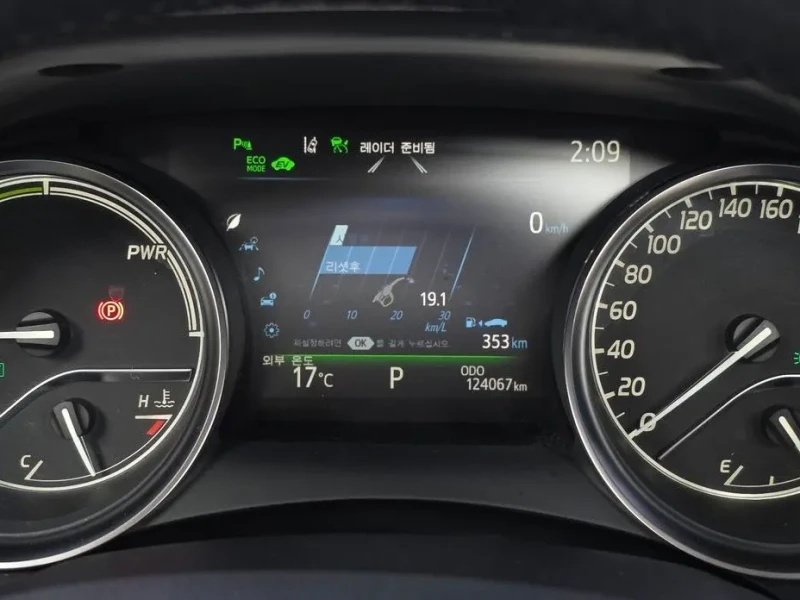 2019 Toyota Camry с пробегом 124 067 км