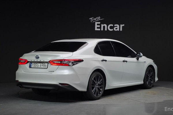 2023 Toyota Camry с пробегом 46 398 км