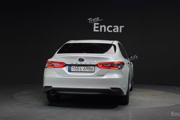 2023 Toyota Camry с пробегом 46 398 км