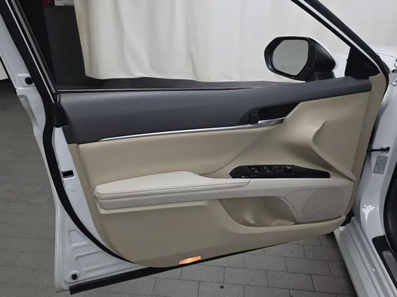 2019 Toyota Camry с пробегом 124 067 км