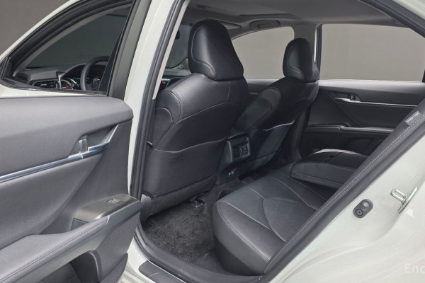 2023 Toyota Camry с пробегом 46 398 км