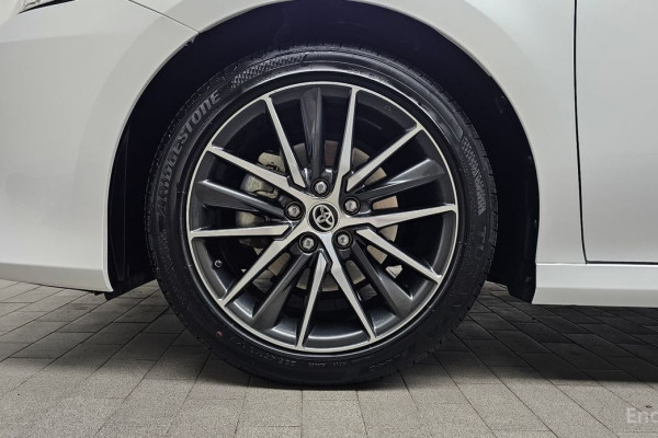 2024 Toyota Camry с пробегом 38 369 км