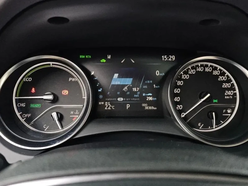 2024 Toyota Camry с пробегом 38 369 км