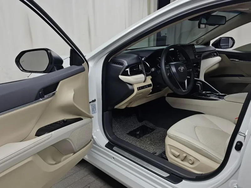 2024 Toyota Camry с пробегом 38 369 км