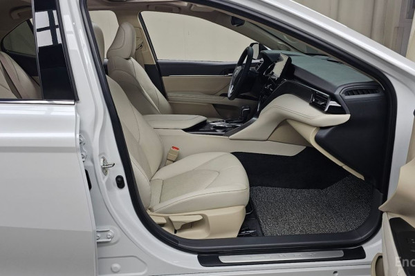 2024 Toyota Camry с пробегом 38 369 км