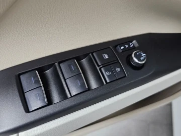 2024 Toyota Camry с пробегом 38 369 км