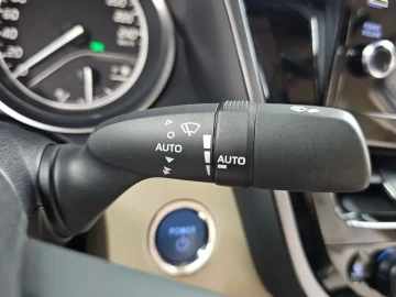 2024 Toyota Camry с пробегом 38 369 км