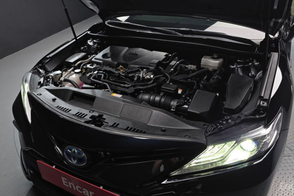 2023 Toyota Camry с пробегом 27 252 км