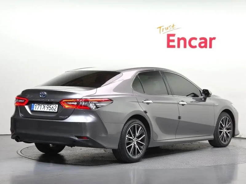 2023 Toyota Camry с пробегом 44 160 км