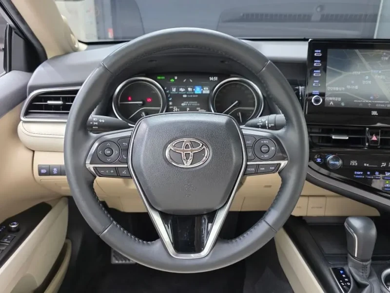 2023 Toyota Camry с пробегом 44 160 км