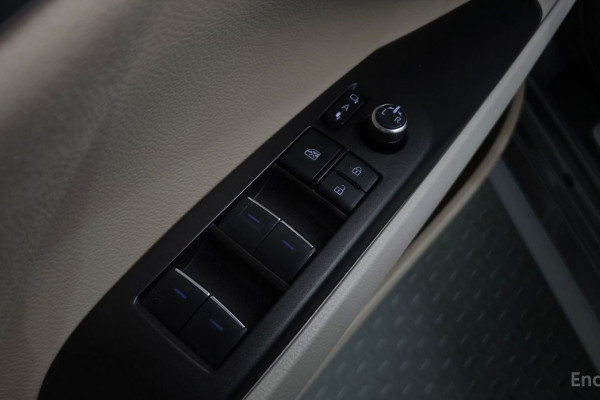 2023 Toyota Camry с пробегом 44 160 км