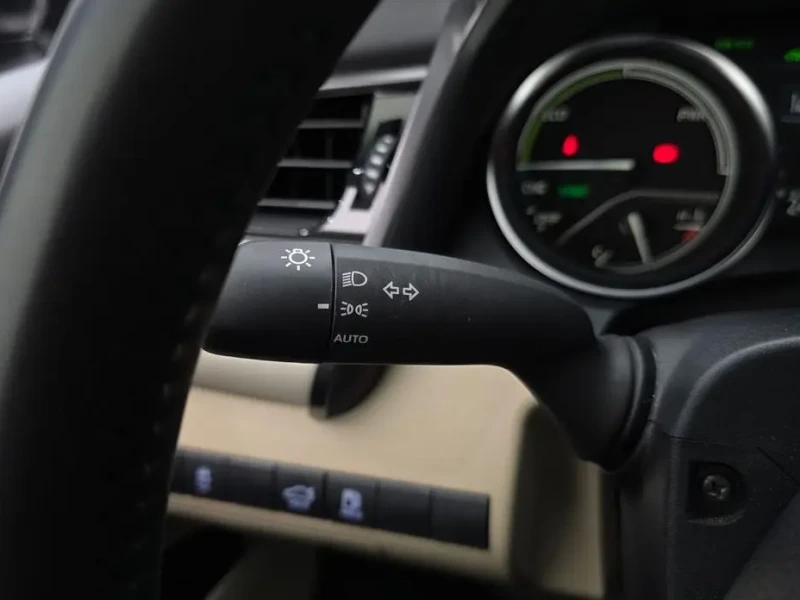 2023 Toyota Camry с пробегом 44 160 км