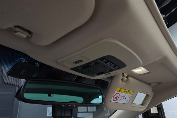 2023 Toyota Camry с пробегом 44 160 км