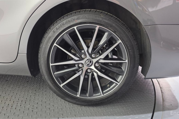 2023 Toyota Camry с пробегом 44 160 км