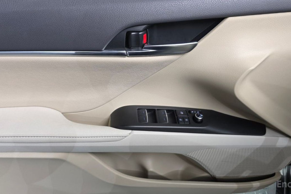 2023 Toyota Camry с пробегом 44 160 км