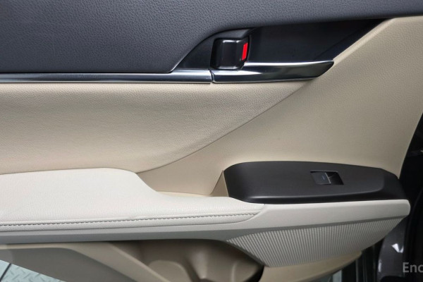 2023 Toyota Camry с пробегом 44 160 км