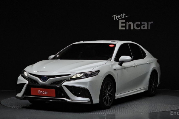 2024 Toyota Camry с пробегом 47 885 км