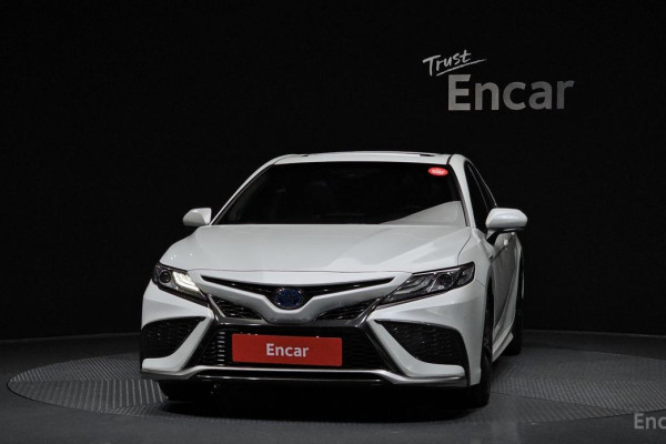 2024 Toyota Camry с пробегом 47 885 км