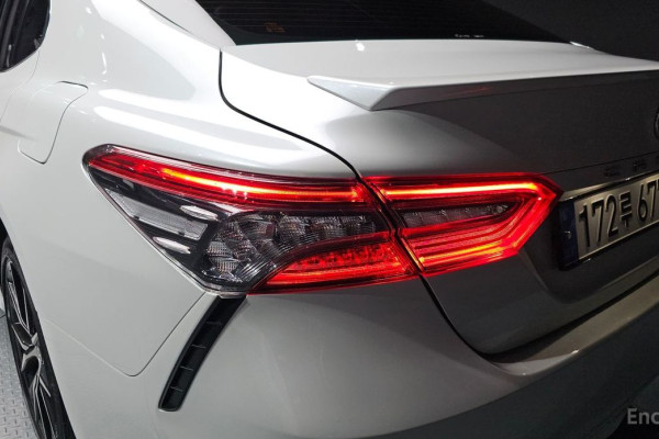 2024 Toyota Camry с пробегом 47 885 км