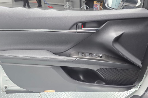 2024 Toyota Camry с пробегом 47 885 км