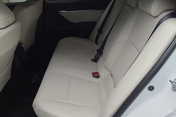 2025 Toyota Camry с пробегом 2 402 км