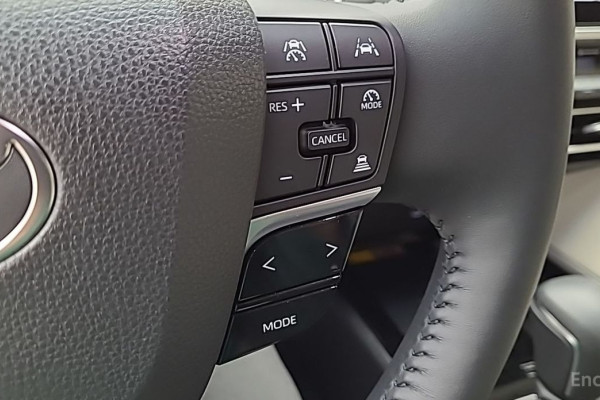 2025 Toyota Camry с пробегом 2 402 км