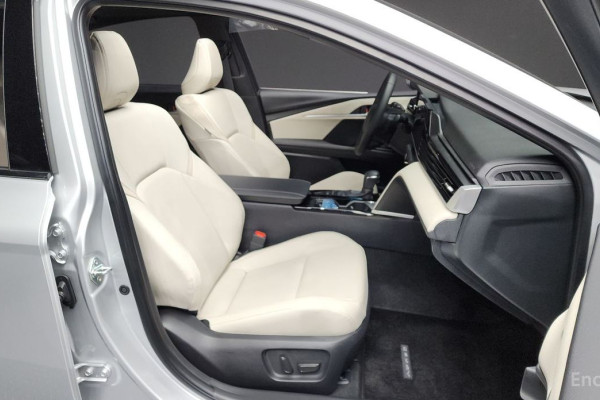 2025 Toyota Camry с пробегом 2 028 км