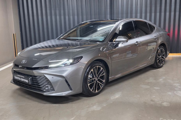 2025 Toyota Camry с пробегом 9 698 км