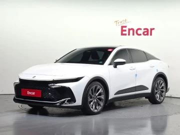 2023 Toyota Crown с пробегом 18 693 км